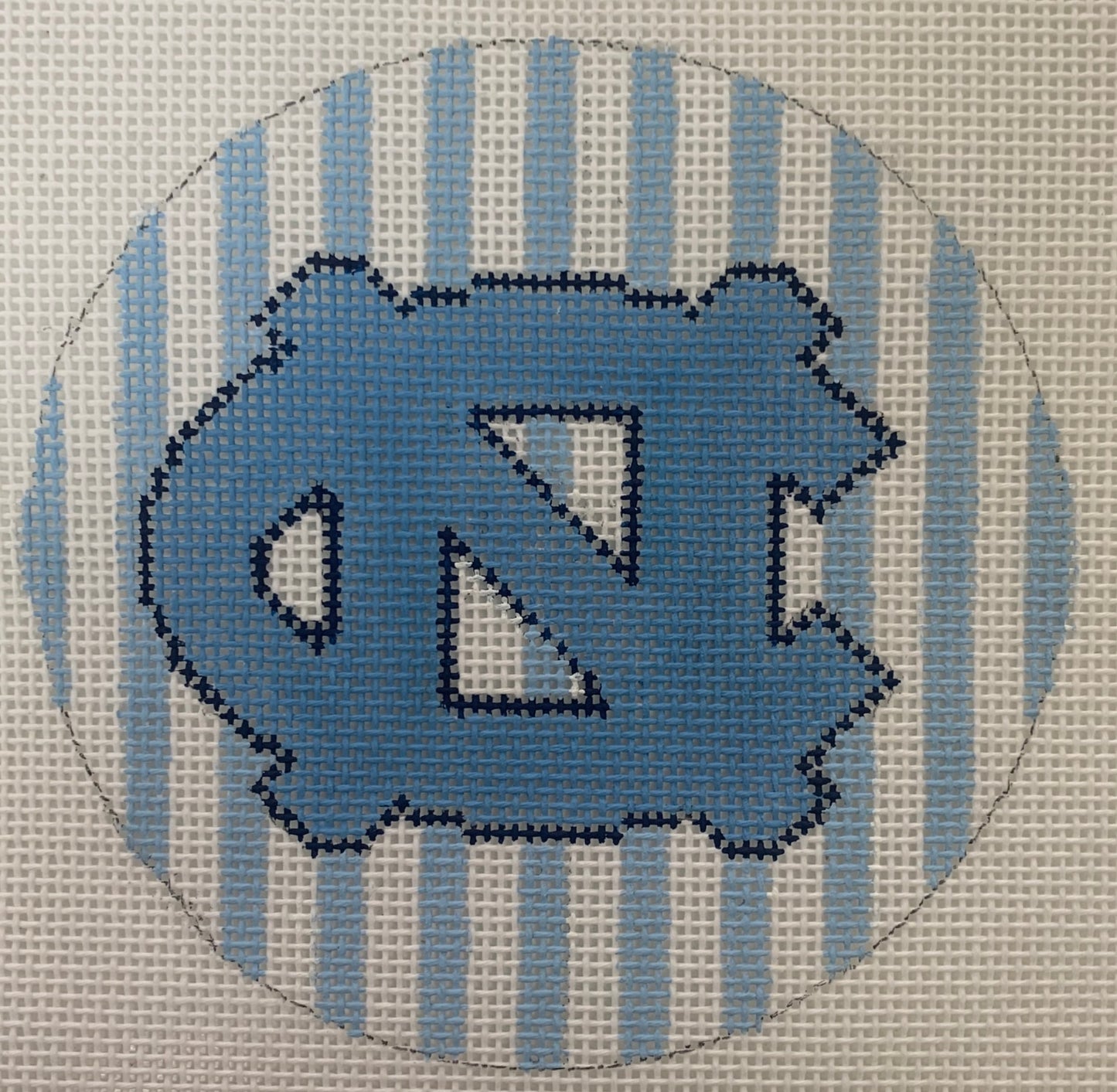 UNC on Stripes Round
