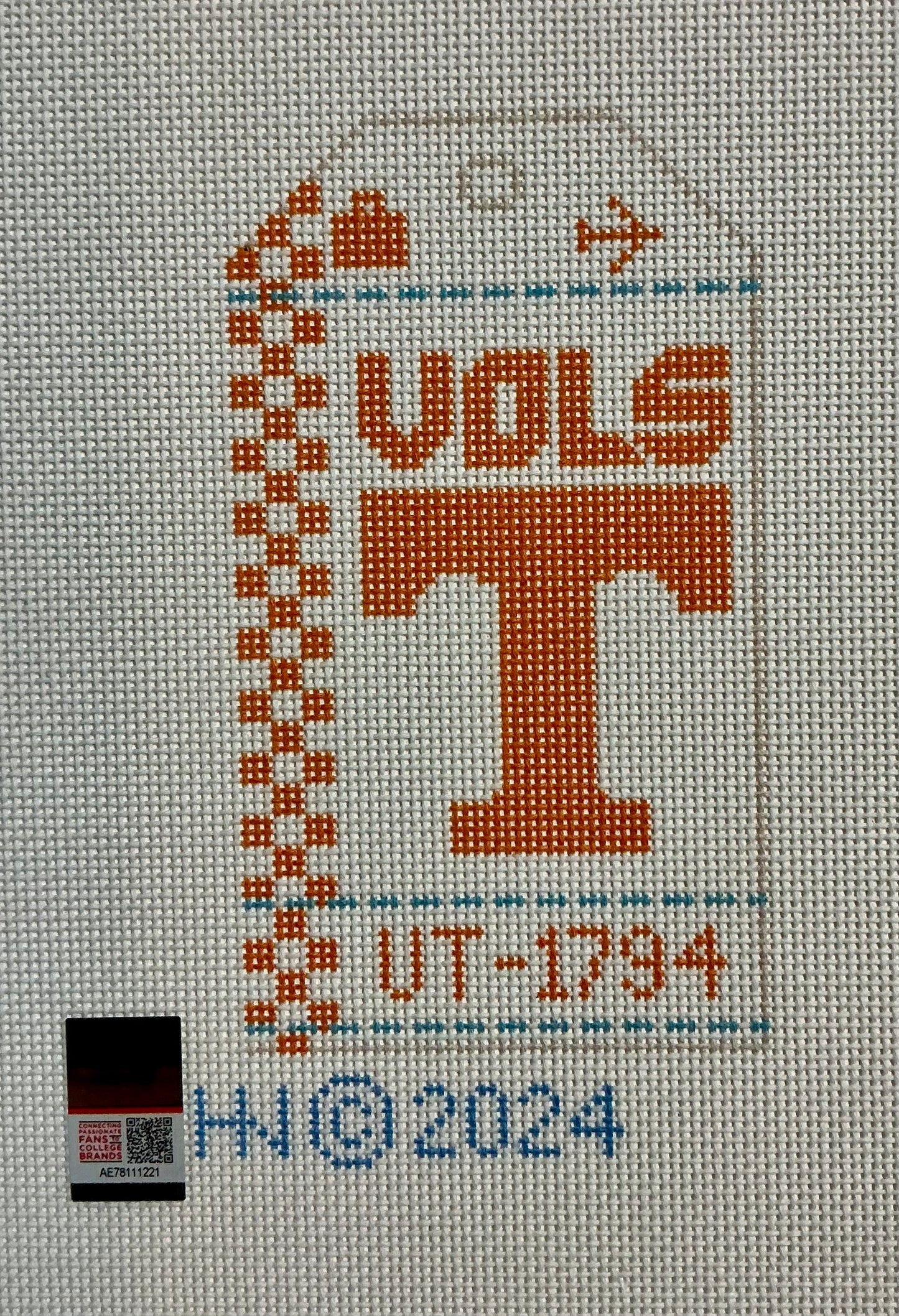 Tennessee Retro Travel Tag - Collegiate Series