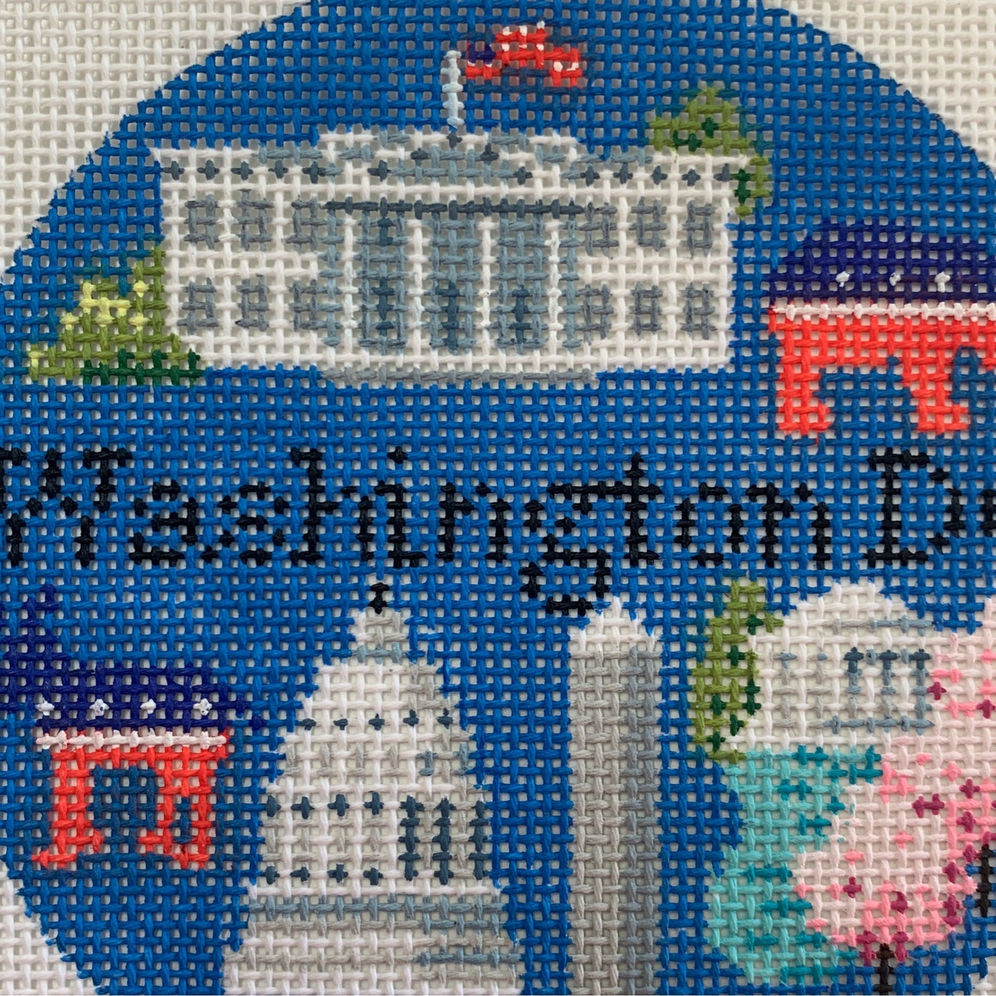 Round Washington DC Needlecraft Canvas