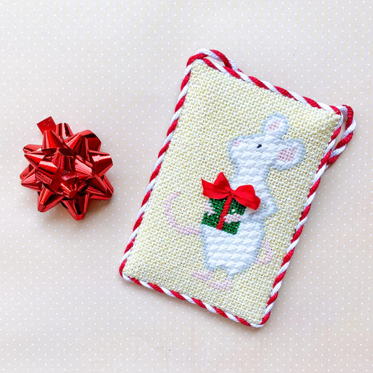 Christmas Mice - Green Present Ornament
