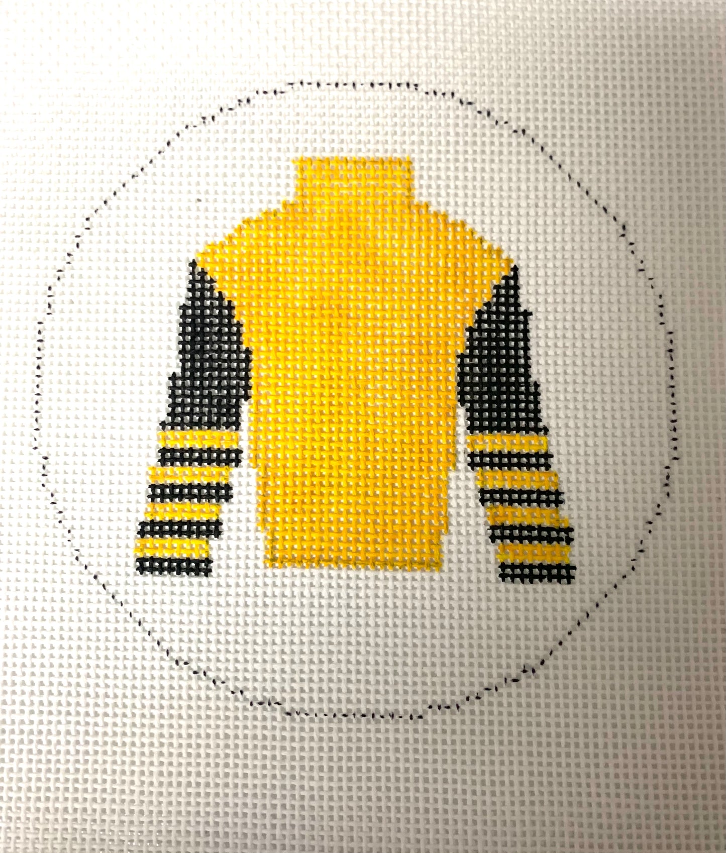 Jockey Silk Yellow with Black Sleeves with Stitch Guide